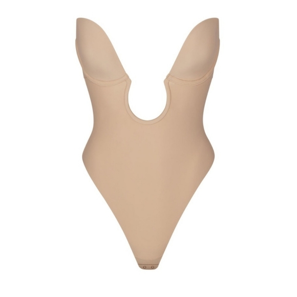 Skims Deep Plunge Thong Shapewear Bodysuit - Clay - Picture 1 of 14